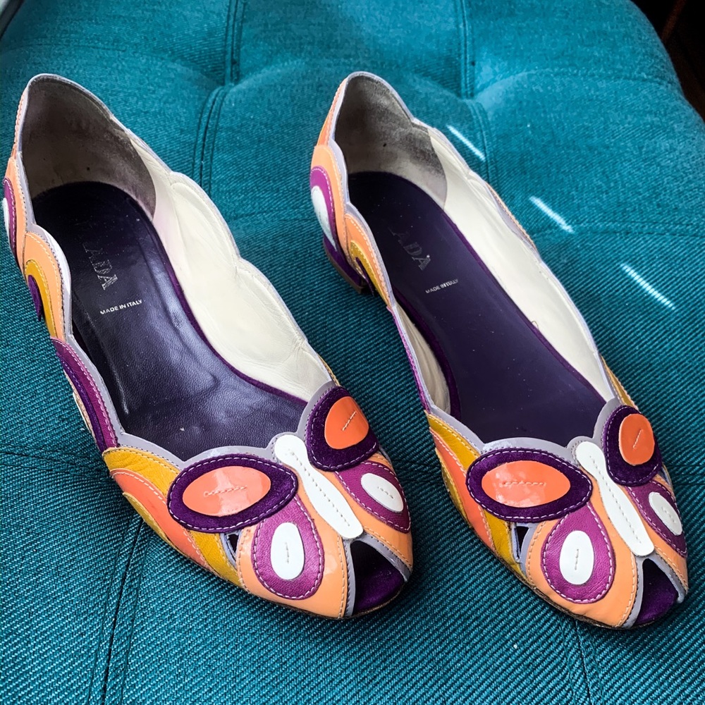 Prada Flats! Size: 38/ 8.5